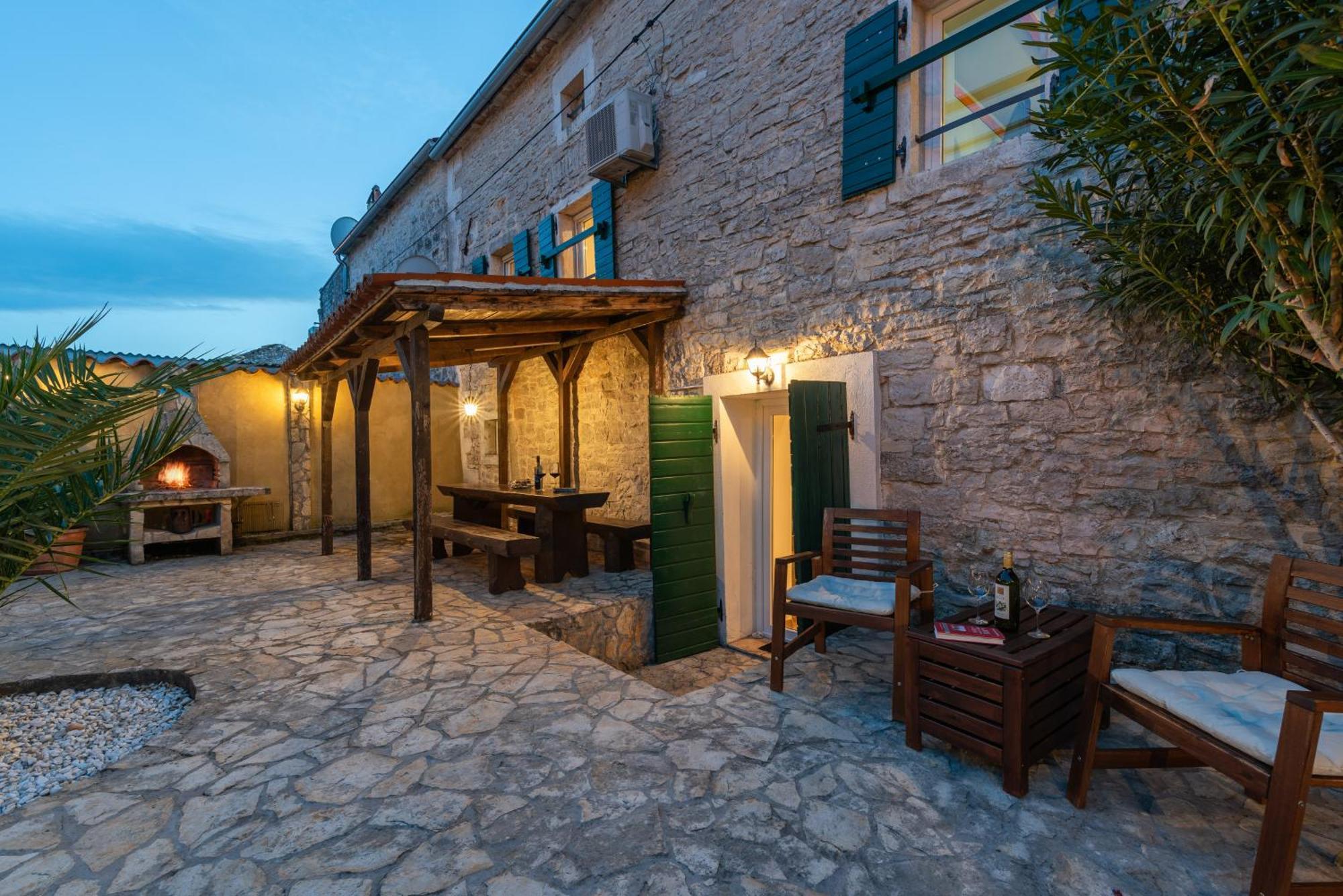 Casa Stifanici Villa Baderna Eksteriør bilde